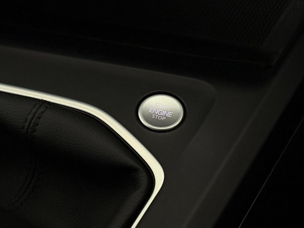 Used Volkswagen Golf 2022 for sale - 76139909: Photo 42