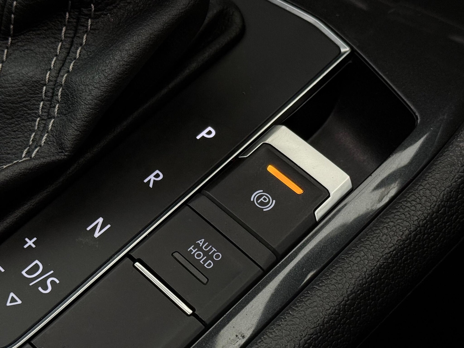 Used Volkswagen Tiguan 2018 for sale - 77216463: Photo 26