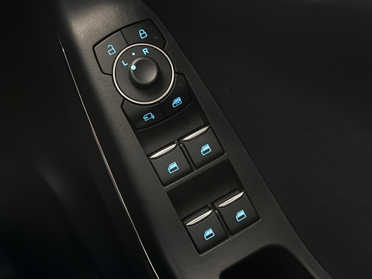 Used Ford Puma 2023 for sale - 77180880: Photo 24