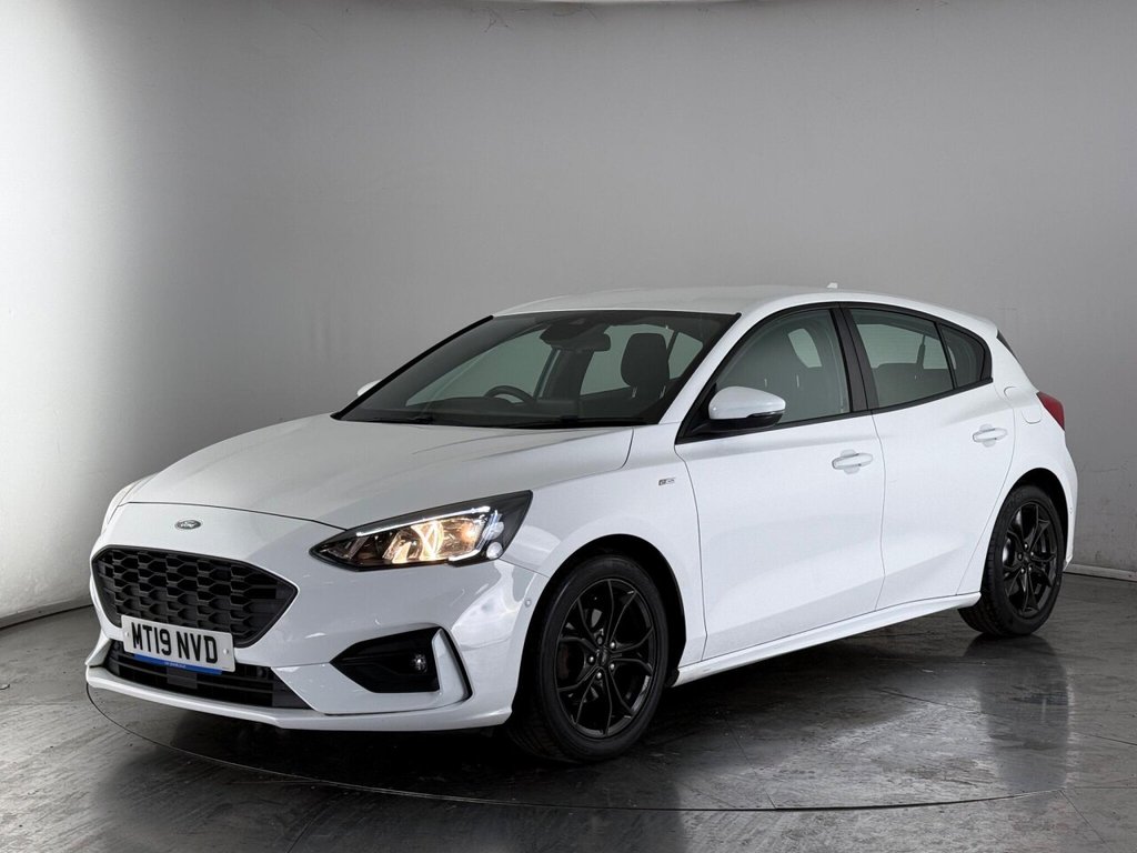 Used Ford Focus 2019 for sale - 76338578: Photo 3