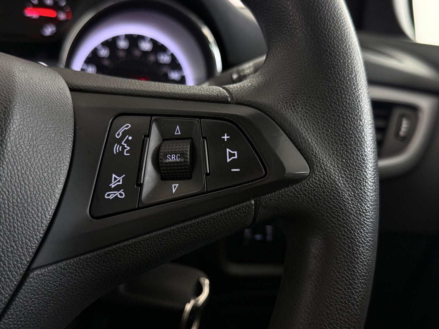 Used Vauxhall Astra 2017 for sale - 77676935: Photo 20