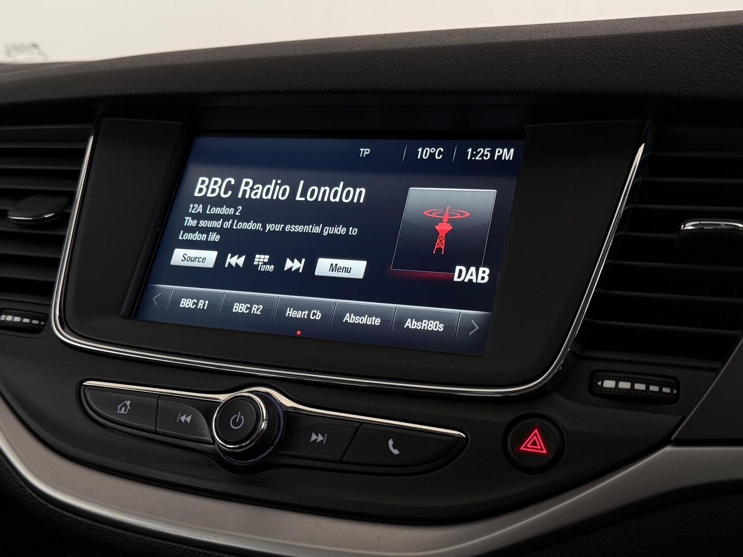 Used Vauxhall Astra 2017 for sale - 77676935: Photo 25