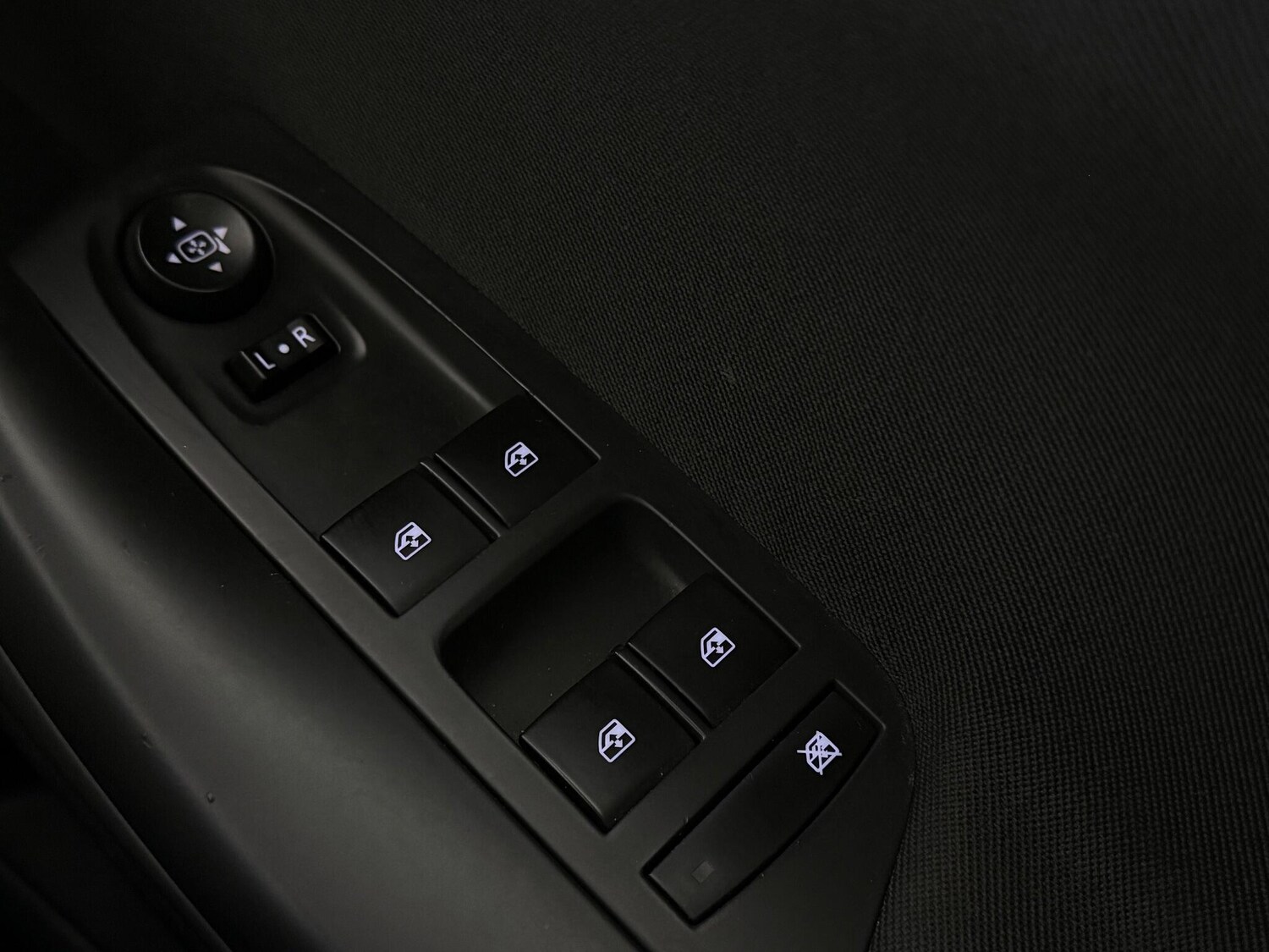 Used Vauxhall Astra 2017 for sale - 77676935: Photo 30