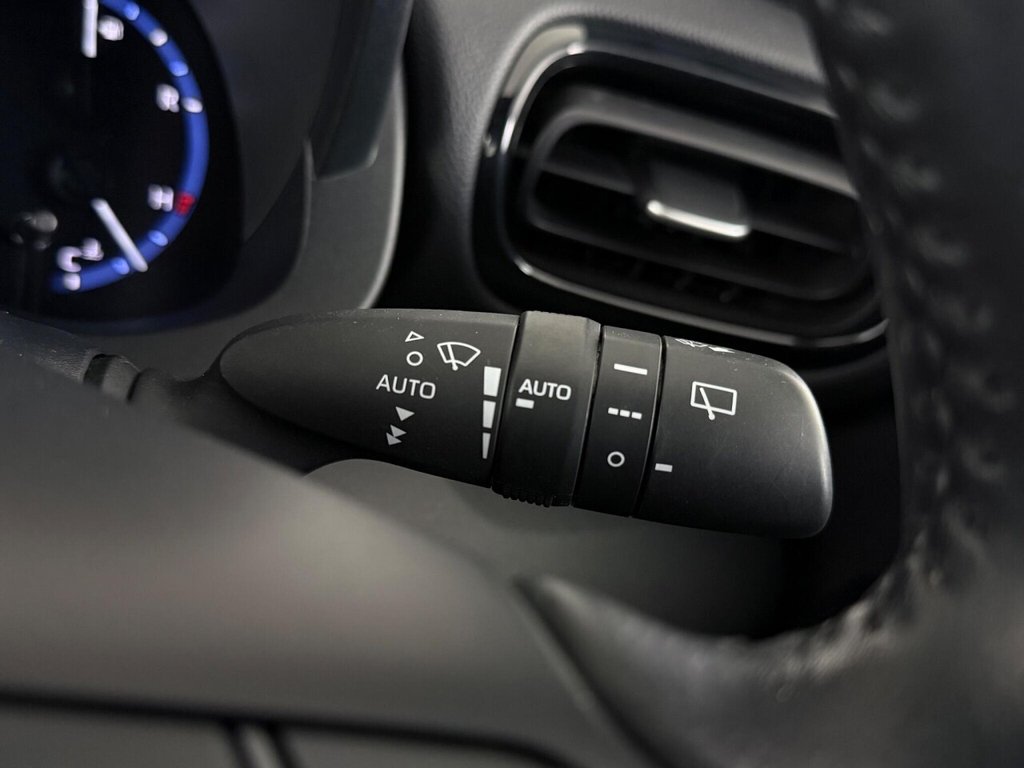 Used Toyota Yaris Cross 2023 for sale - 76417654: Photo 25