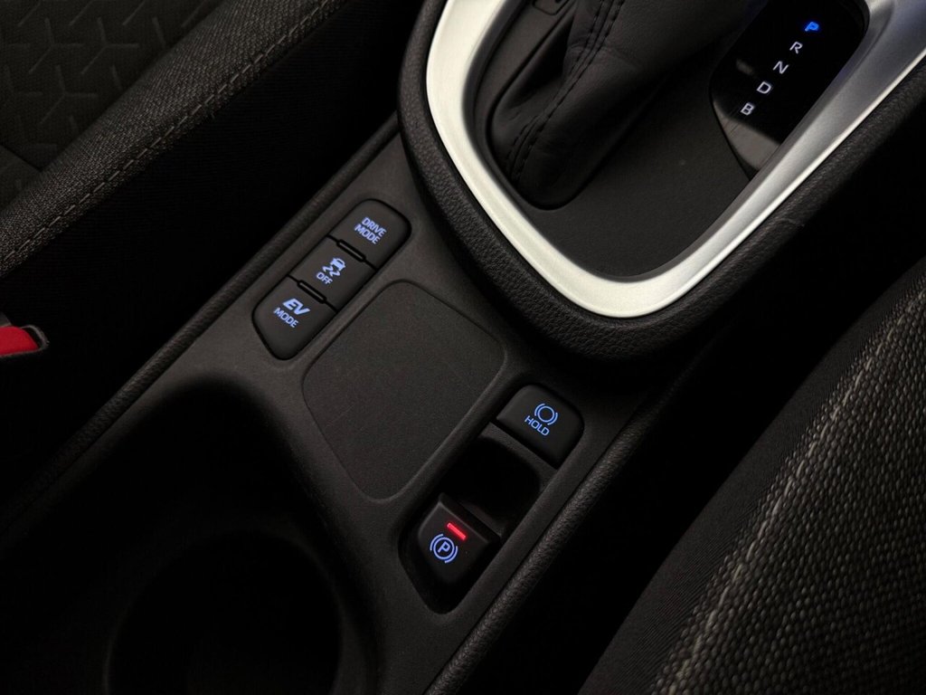 Used Toyota Yaris Cross 2023 for sale - 76417654: Photo 36