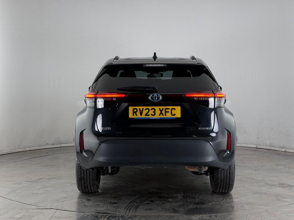 Used Toyota Yaris Cross 2023 for sale - 76417654: Photo 6