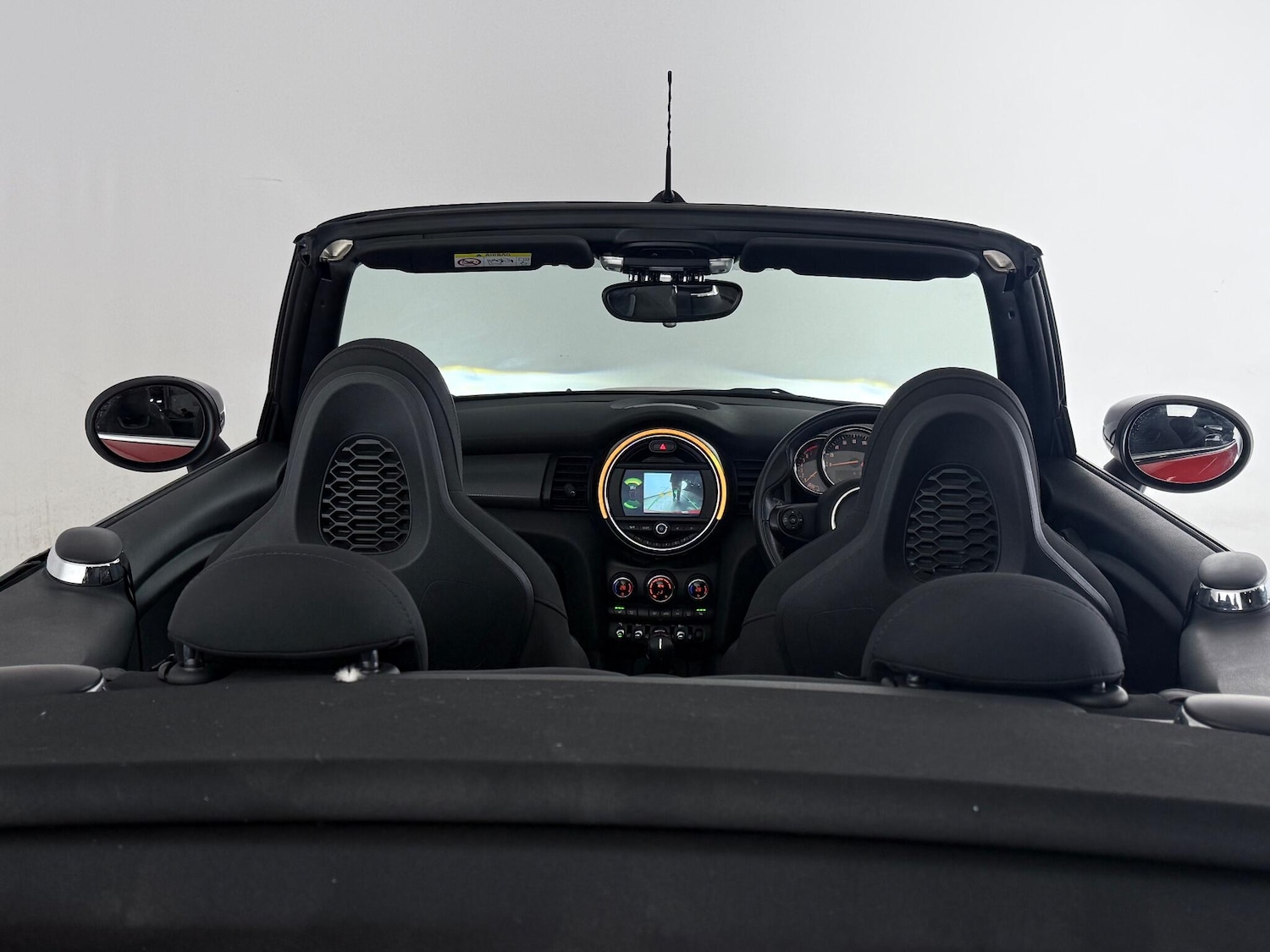 Used MINI Convertible 2019 for sale - 77181059: Photo 9