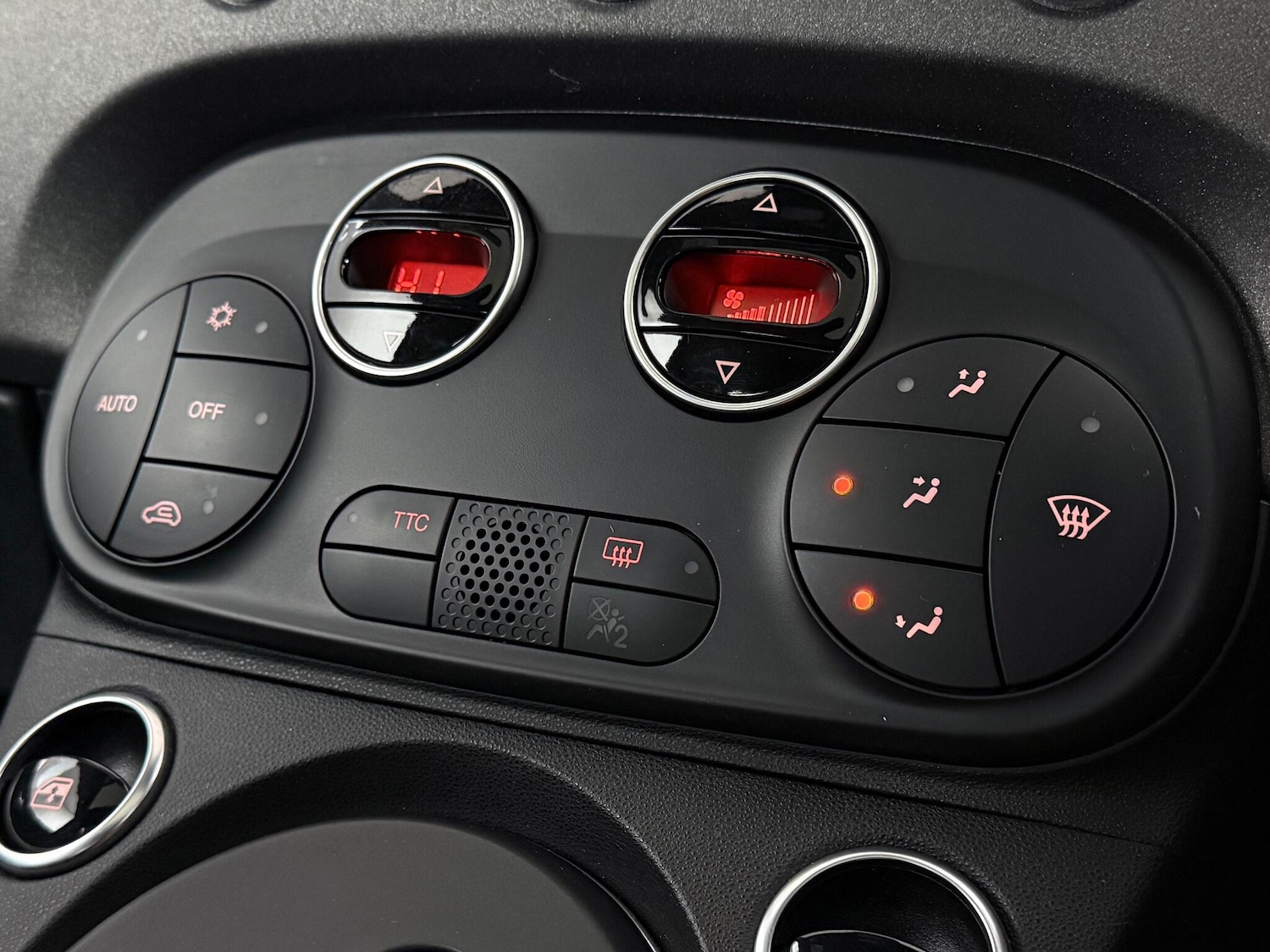 Used Abarth 595 2019 for sale - 77180869: Photo 23