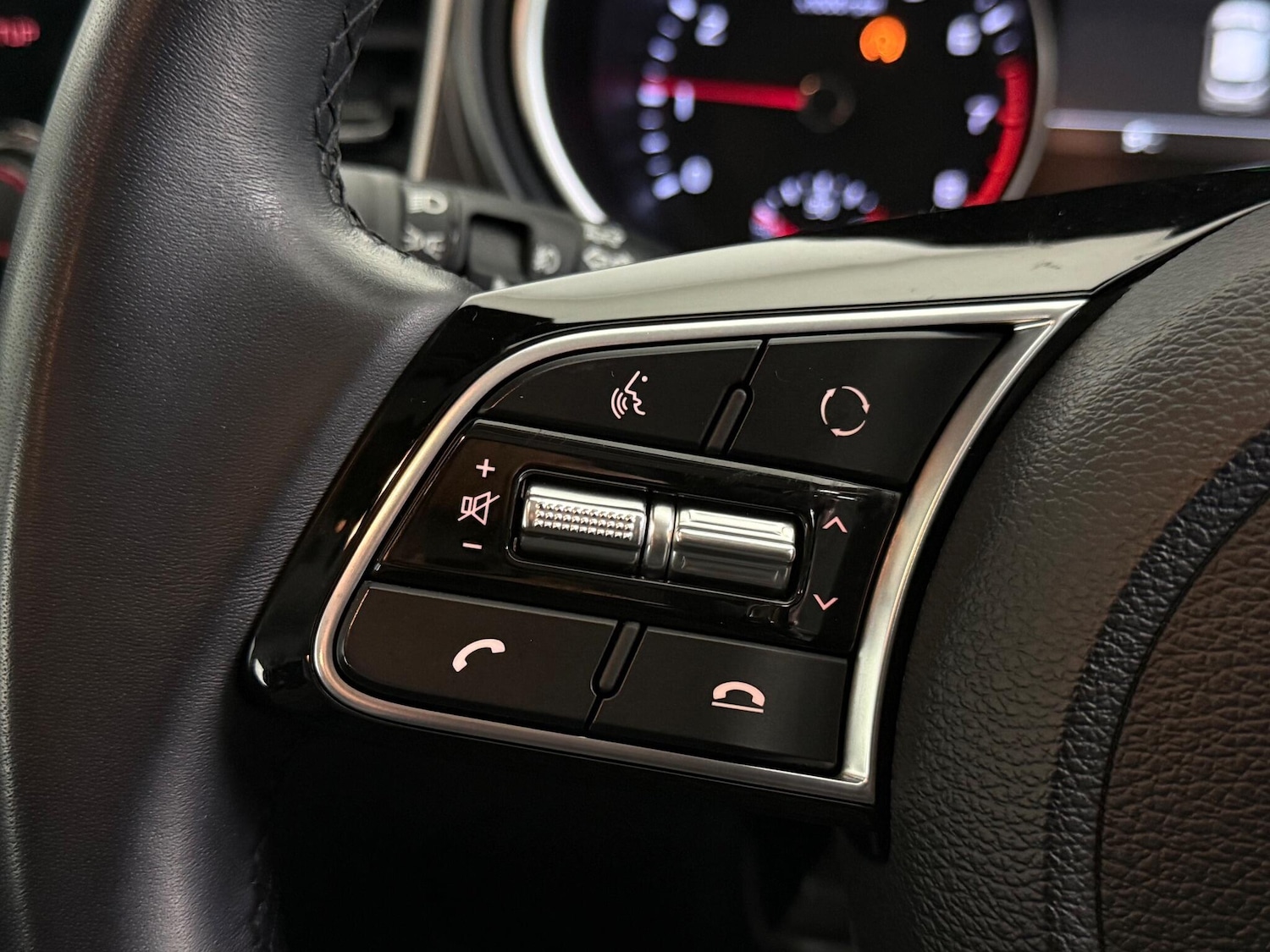 Used Kia XCeed 2022 for sale - 76689188: Photo 23