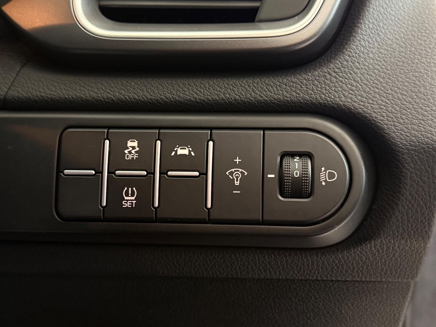 Used Kia XCeed 2022 for sale - 76689188: Photo 27