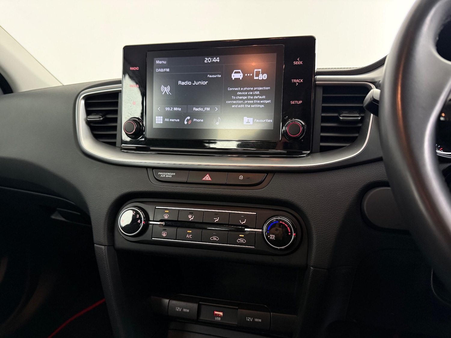 Used Kia XCeed 2022 for sale - 76689188: Photo 40