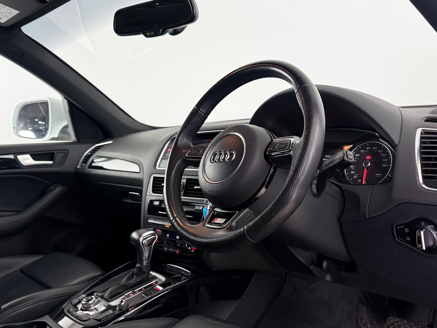 Used Audi Q5 2014 for sale - 76619848: Photo 24