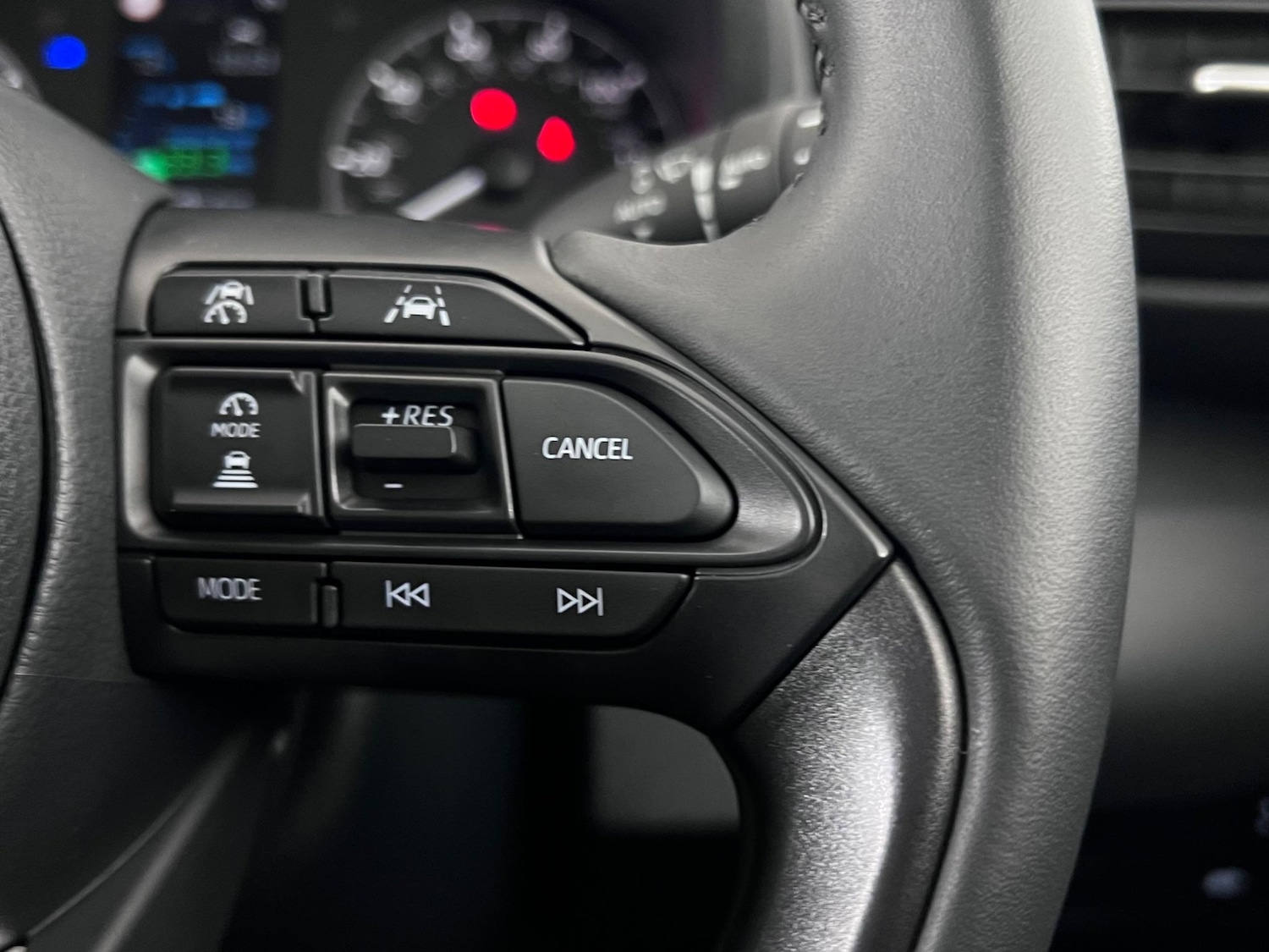 Used Mazda Mazda2 HYBRID 2024 for sale - 77181235: Photo 17