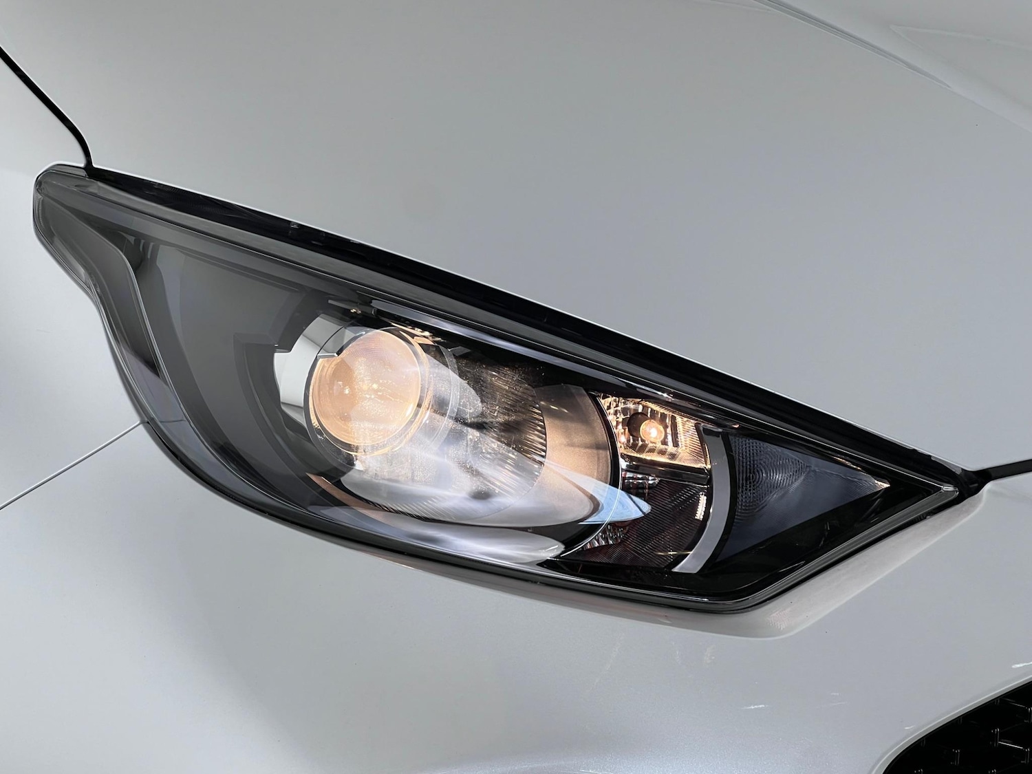 Used Mazda Mazda2 HYBRID 2024 for sale - 77181235: Photo 7