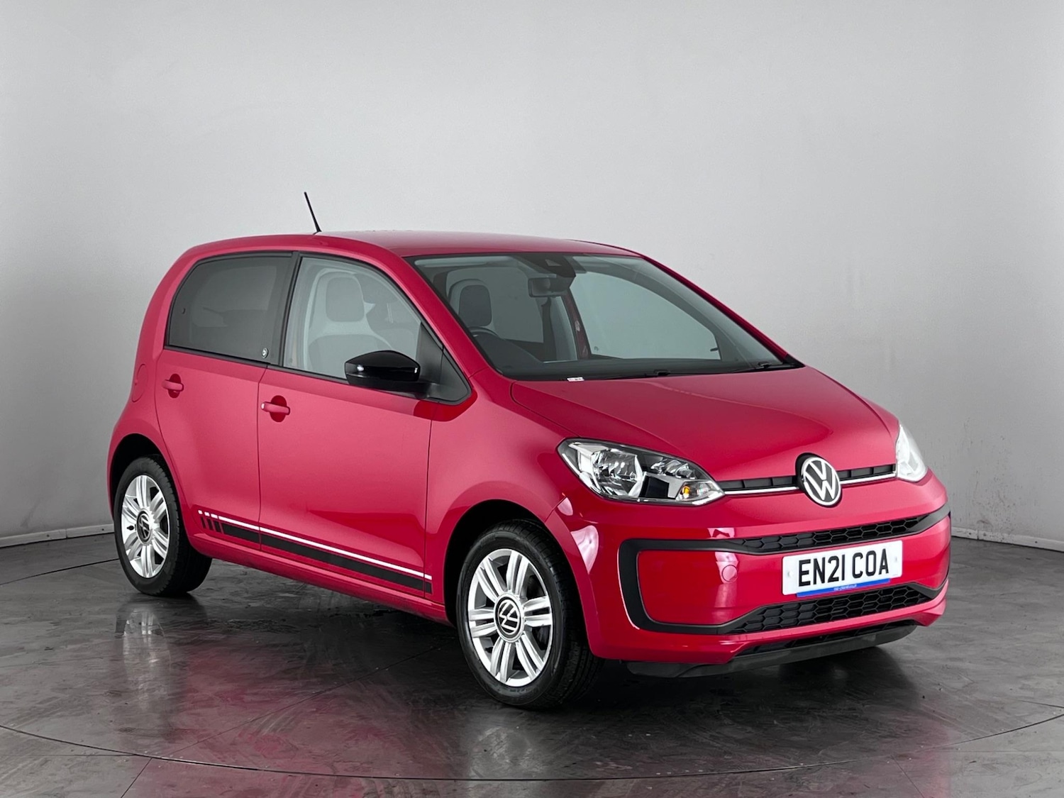 Used Volkswagen up! 2021 for sale - 76468810: Photo 1