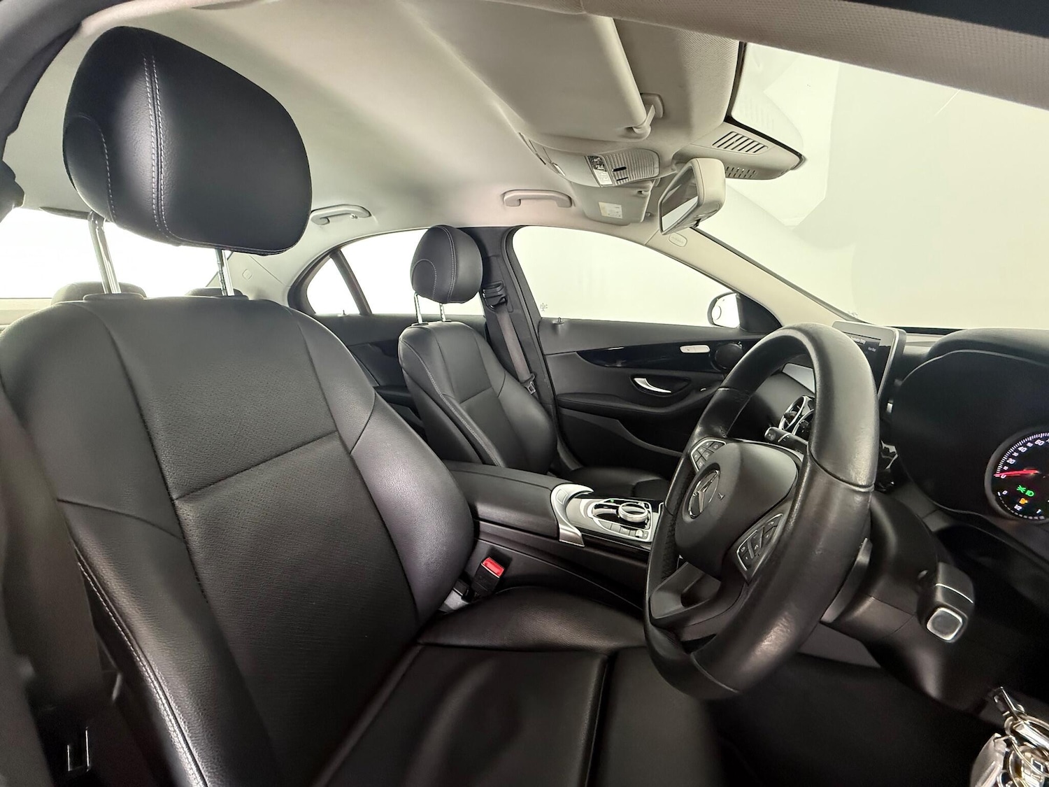 Used Mercedes-Benz C Class 2017 for sale - 77217058: Photo 12