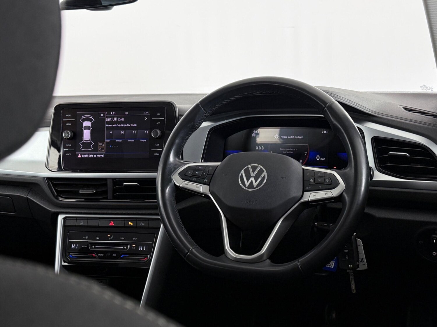 Used Volkswagen T-Roc 2022 for sale - 77412503: Photo 15