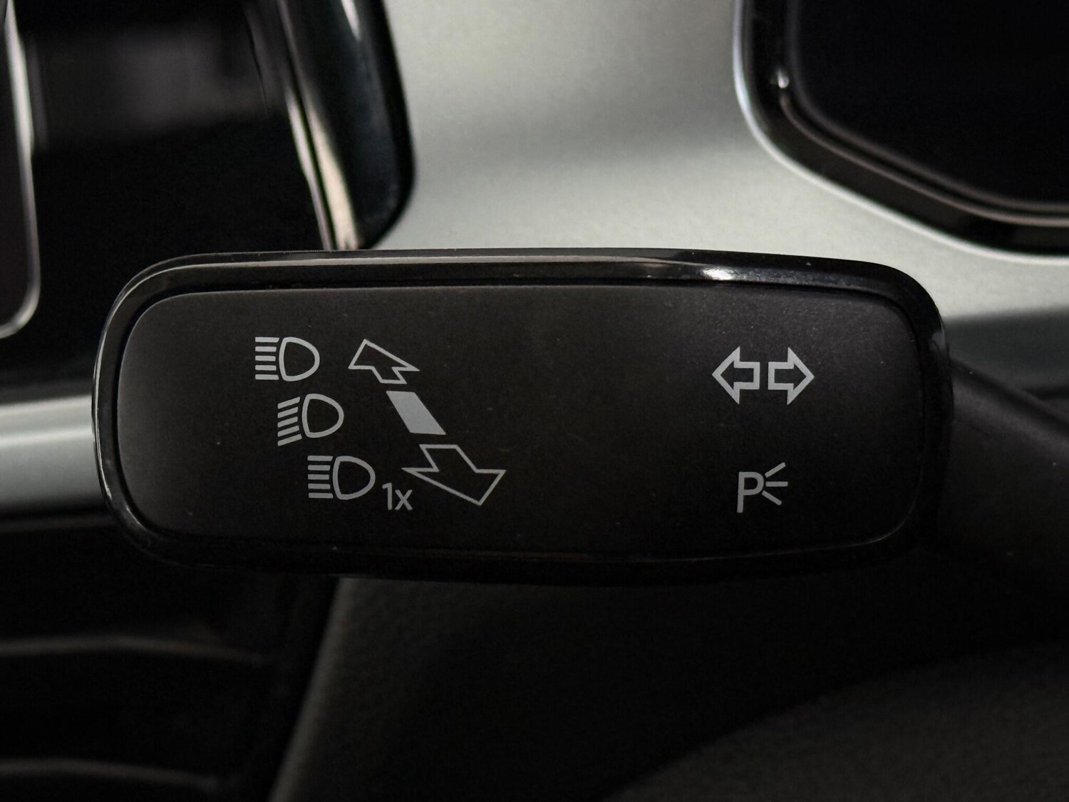 Used Volkswagen T-Roc 2022 for sale - 77412503: Photo 21