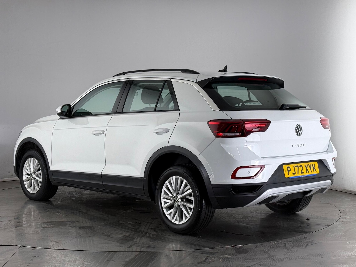 Used Volkswagen T-Roc 2022 for sale - 77412503: Photo 4