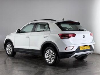 Used Volkswagen T-Roc 2022 for sale - 77412503: Photo