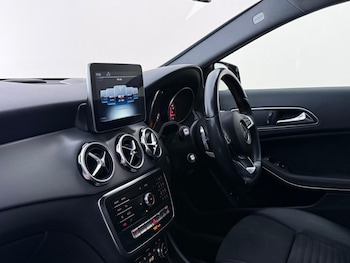 Used Mercedes-Benz GLA 2017 for sale - 78662849: Photo