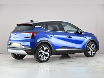 Used Renault Captur 2023 for sale - 78261576: Photo