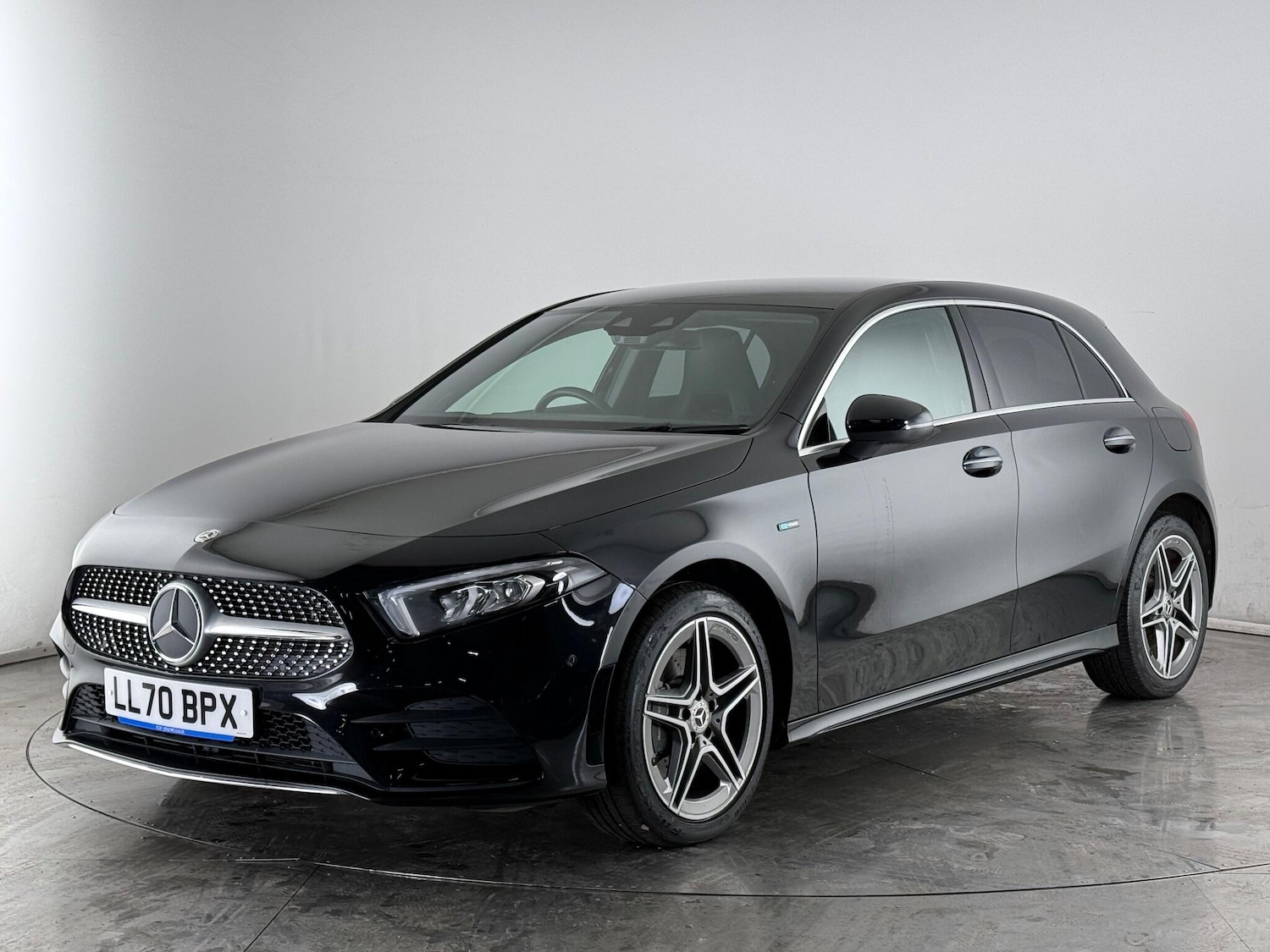 Used Mercedes-Benz A-Class 2020 for sale - 78128295: Photo 2