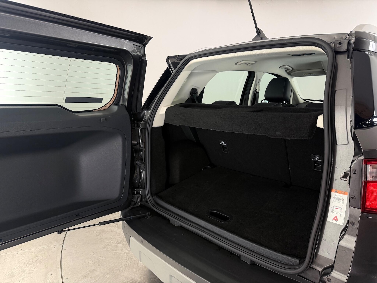 Used Ford Ecosport 2018 for sale - 76468368: Photo 13