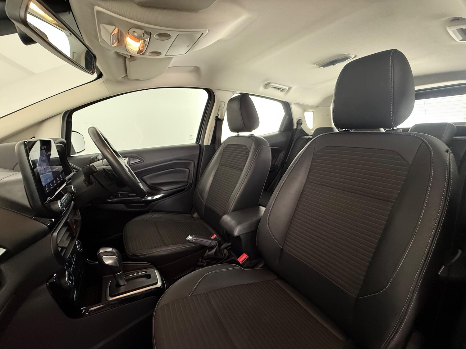 Used Ford Ecosport 2018 for sale - 76468368: Photo 18