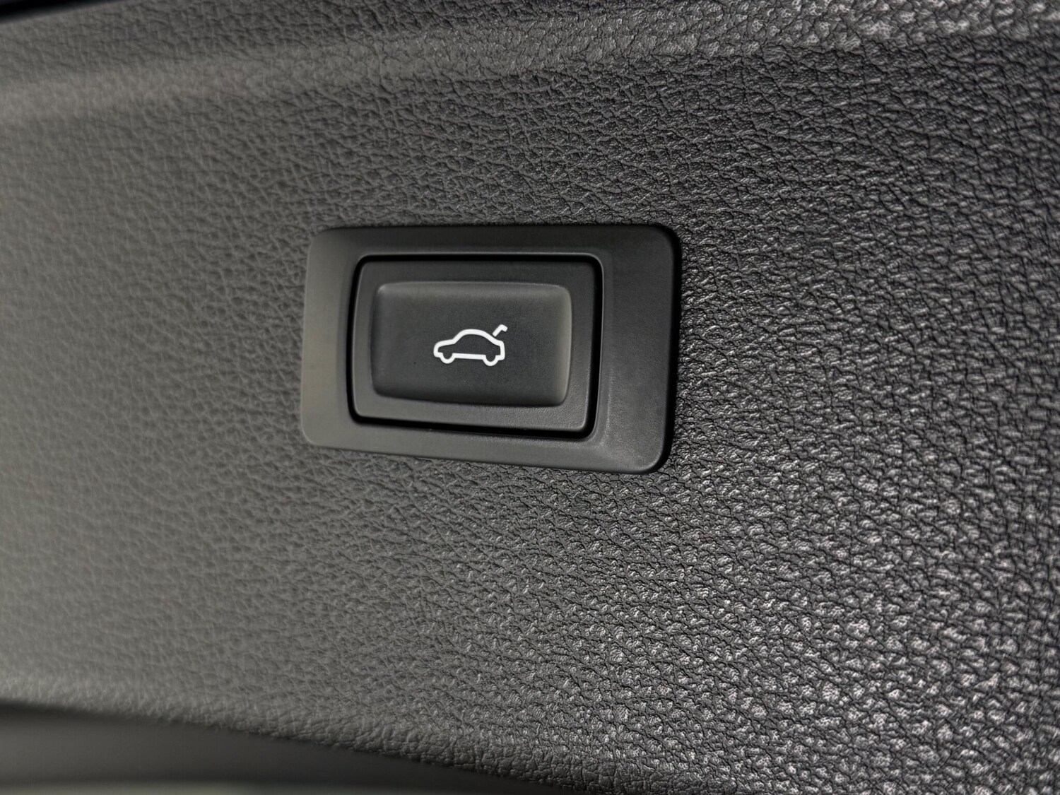 Used Audi Q5 2018 for sale - 77825347: Photo 11