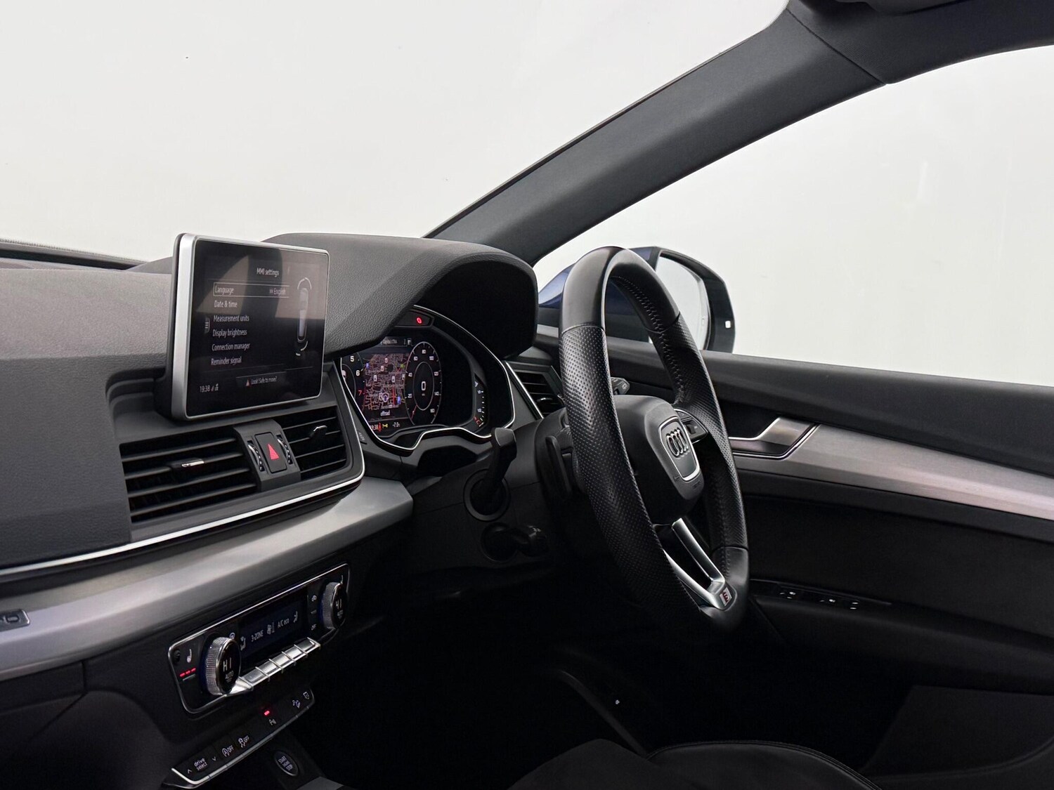 Used Audi Q5 2018 for sale - 77825347: Photo 17