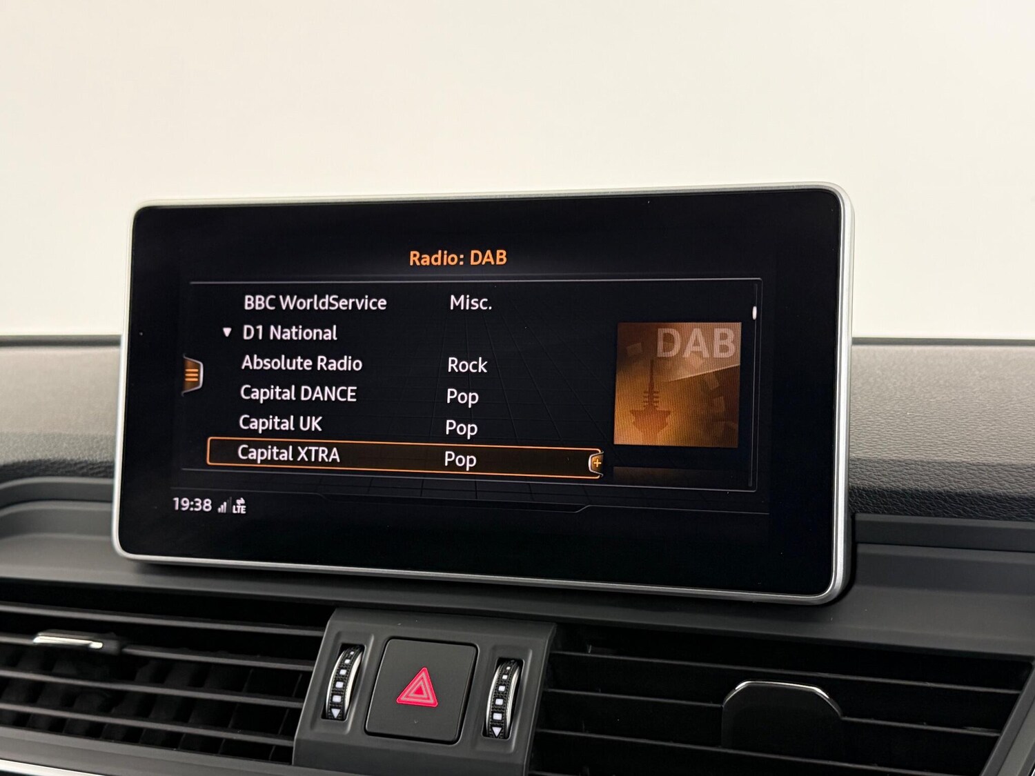 Used Audi Q5 2018 for sale - 77825347: Photo 29