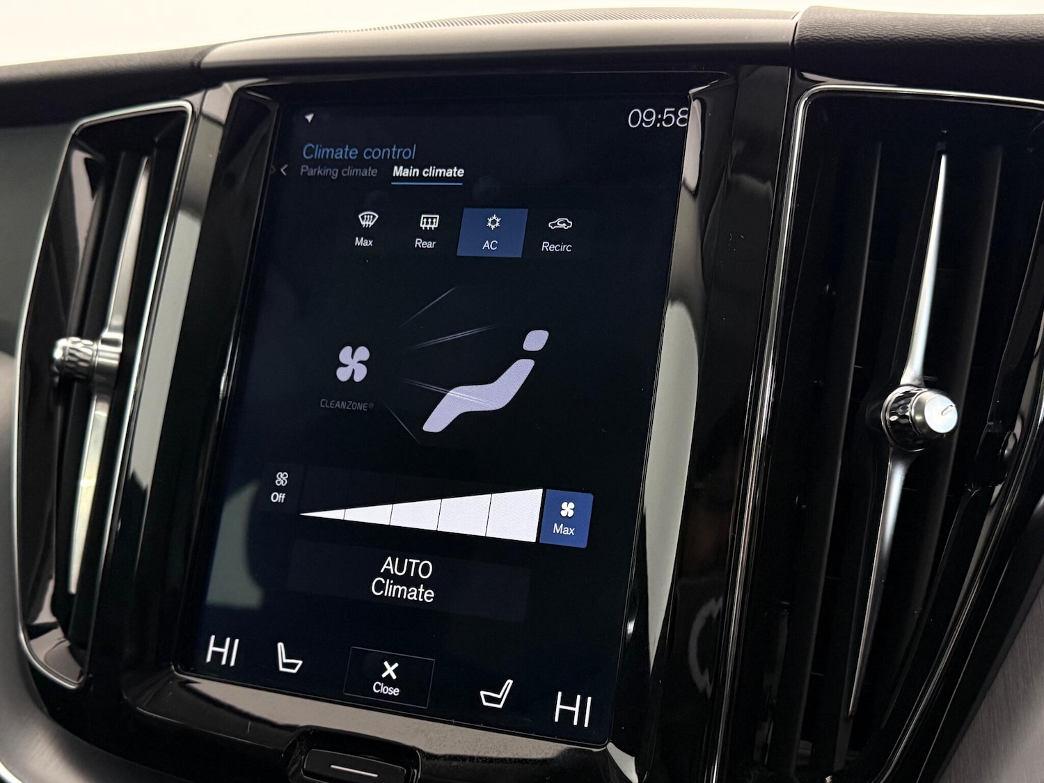 Used Volvo XC60 2019 for sale - 77180954: Photo 27