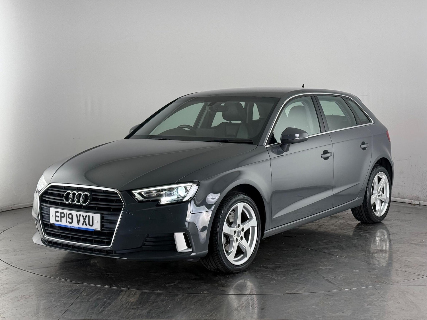 Used Audi A3 2019 for sale - 77181216: Photo 2