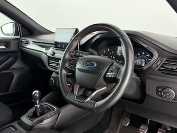 Used Ford Focus 2019 for sale - 79633094: Photo