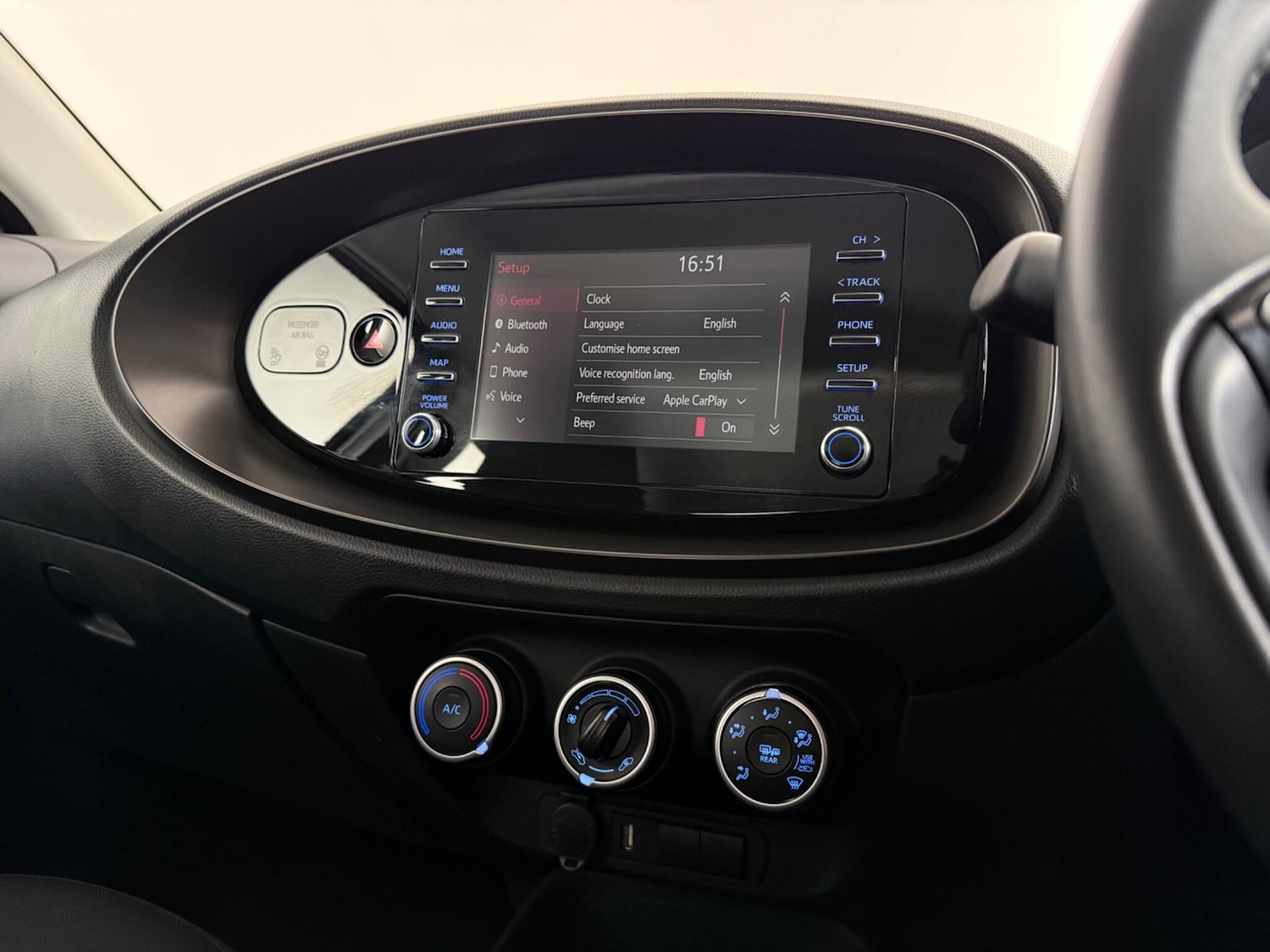 Used Toyota Aygo X 2022 for sale - 77672093: Photo 32