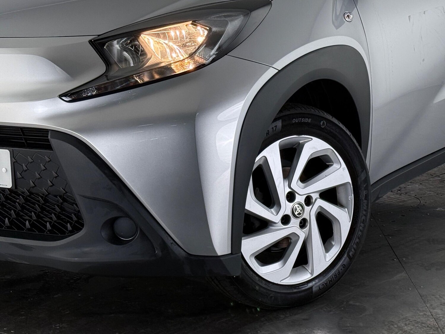 Used Toyota Aygo X 2022 for sale - 77672093: Photo 34