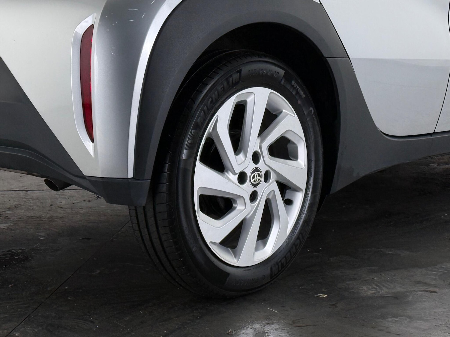 Used Toyota Aygo X 2022 for sale - 77672093: Photo 8