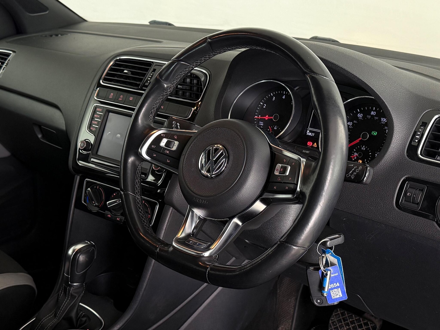 Used Volkswagen Polo 2017 for sale - 76620590: Photo 15