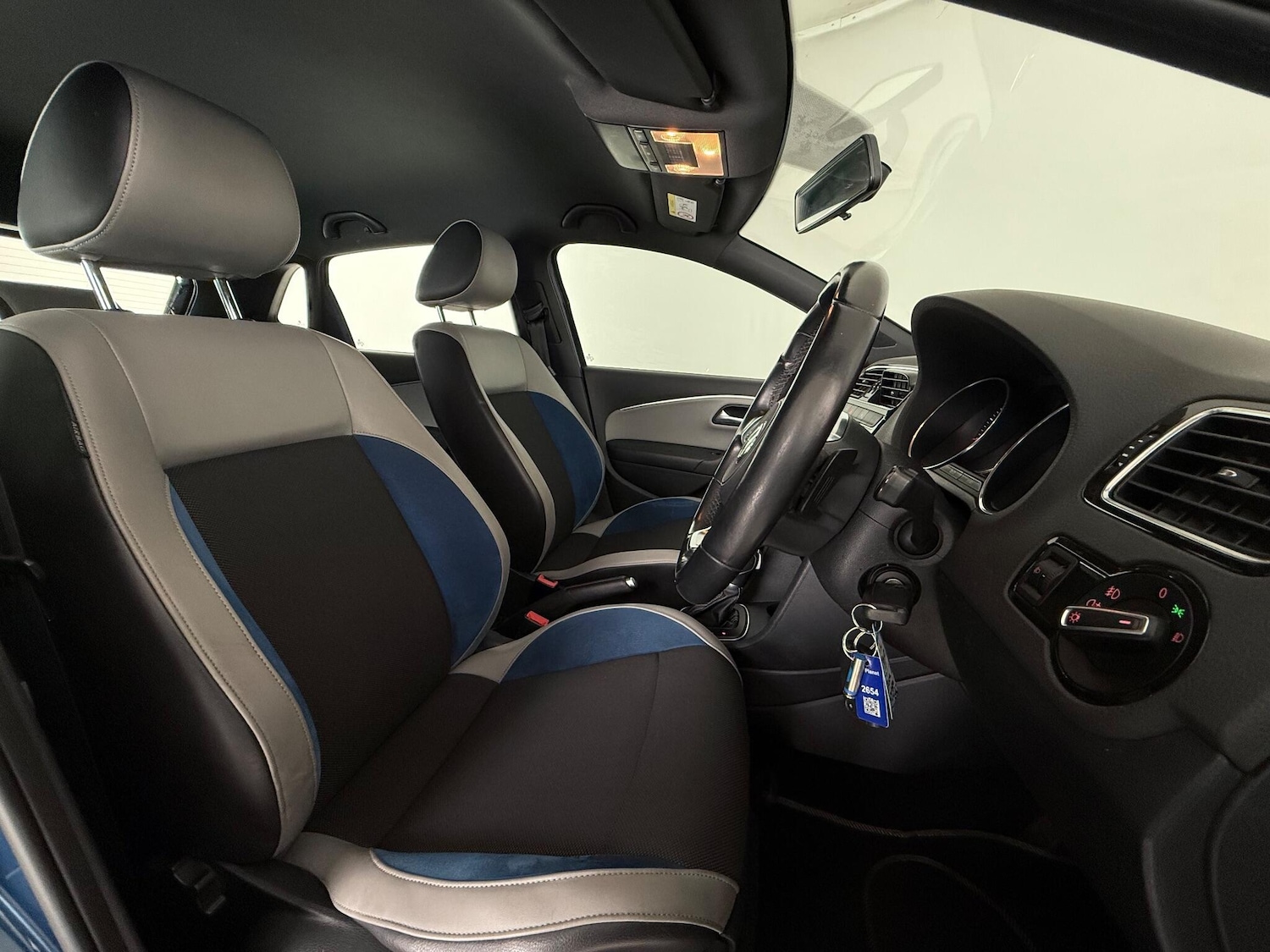 Used Volkswagen Polo 2017 for sale - 76620590: Photo 16