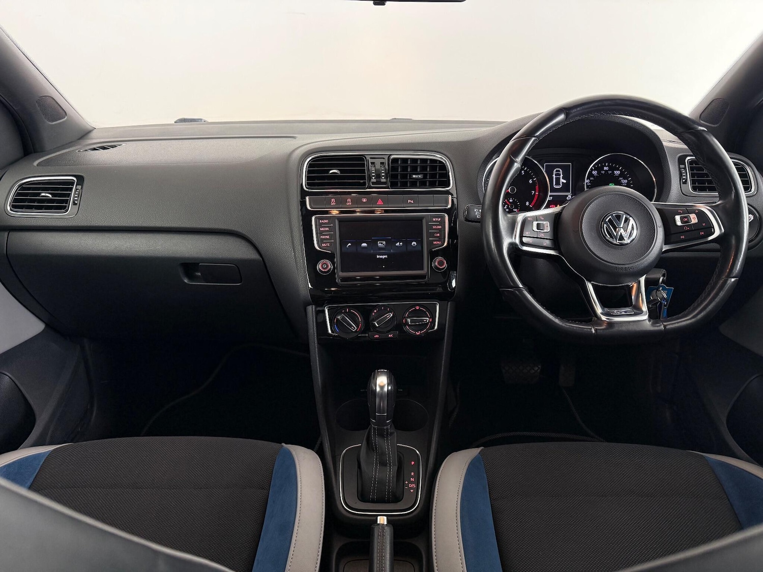 Used Volkswagen Polo 2017 for sale - 76620590: Photo 20