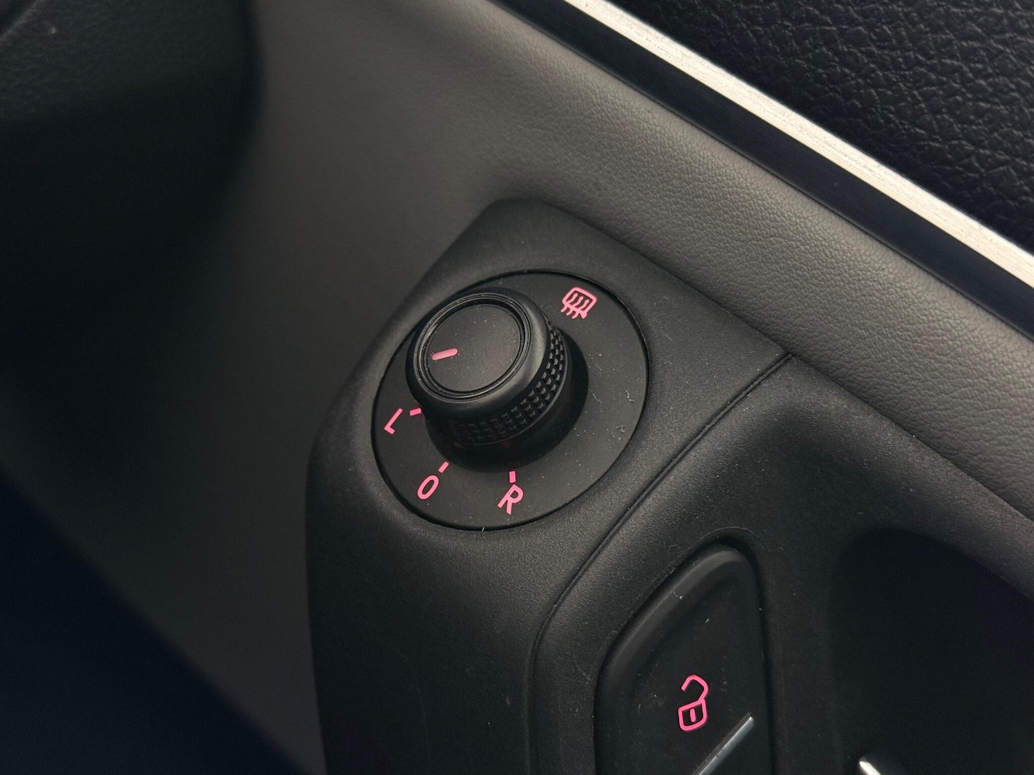 Used Volkswagen Polo 2017 for sale - 76620590: Photo 28