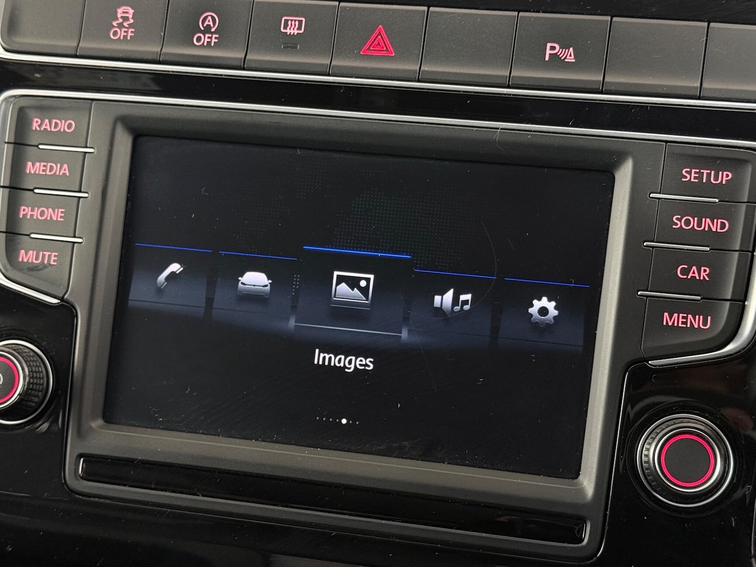 Used Volkswagen Polo 2017 for sale - 76620590: Photo 30