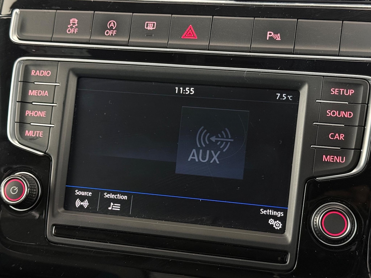 Used Volkswagen Polo 2017 for sale - 76620590: Photo 32