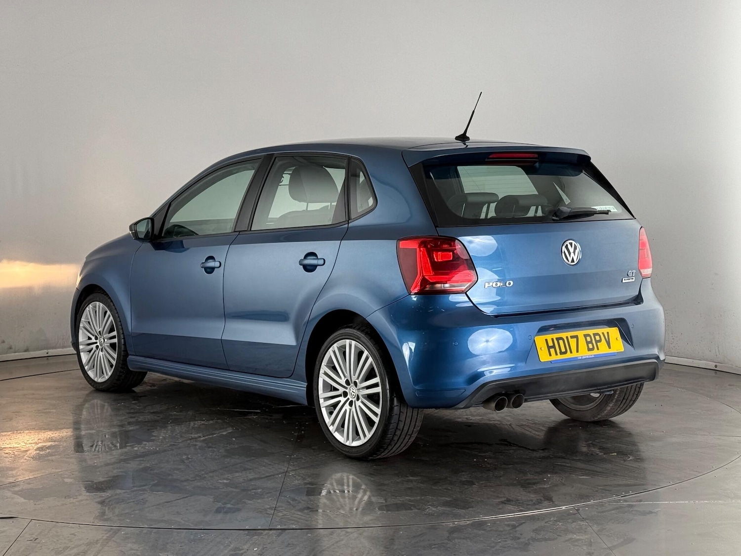 Used Volkswagen Polo 2017 for sale - 76620590: Photo 5