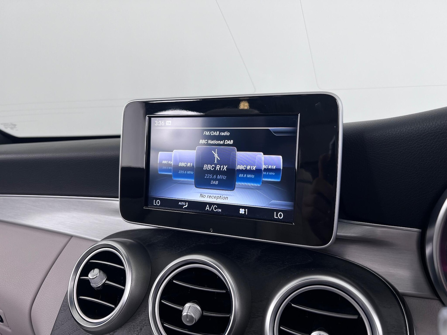 Used Mercedes-Benz C Class 2017 for sale - 77221850: Photo 26