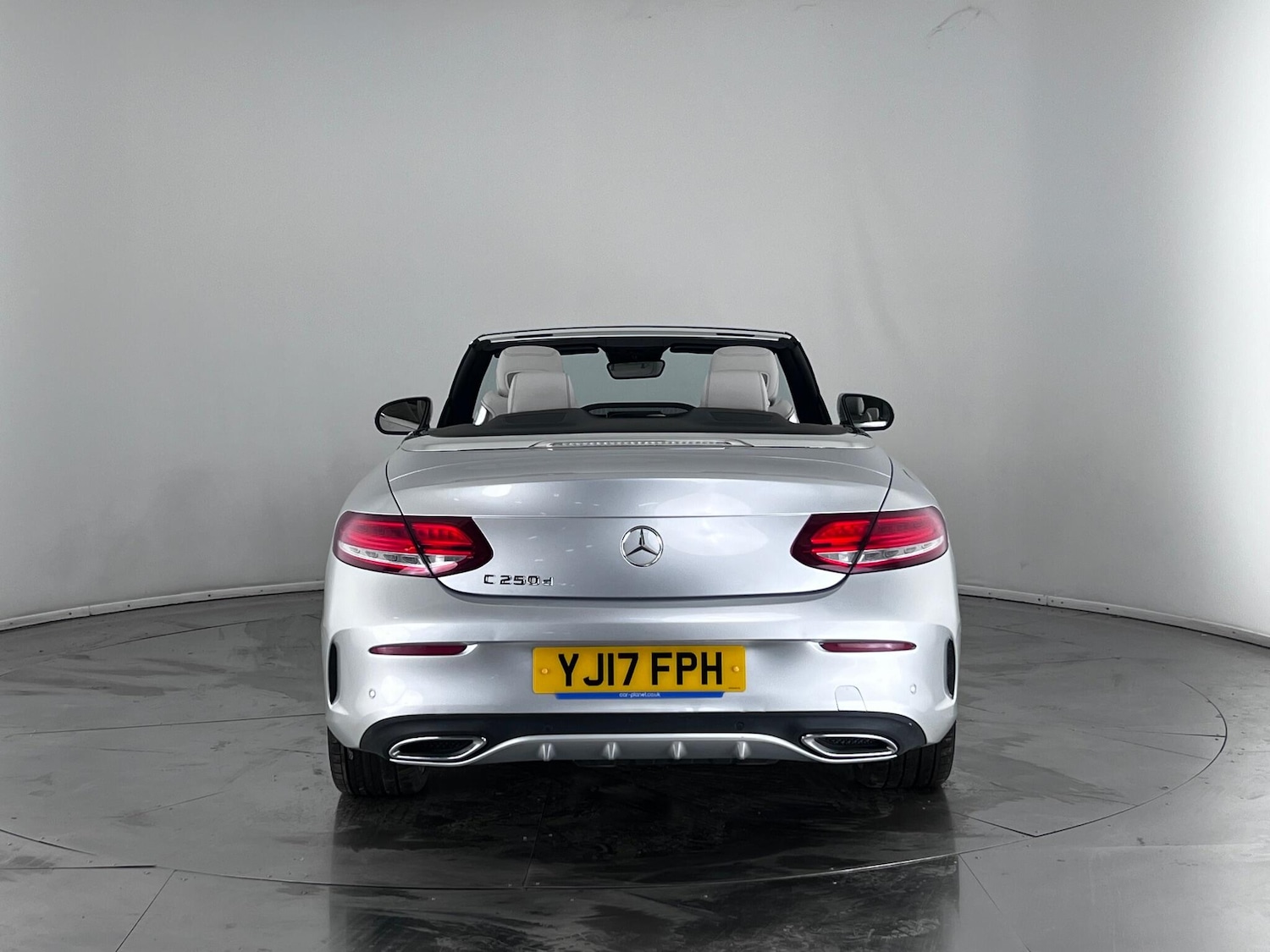 Used Mercedes-Benz C Class 2017 for sale - 77221850: Photo 8