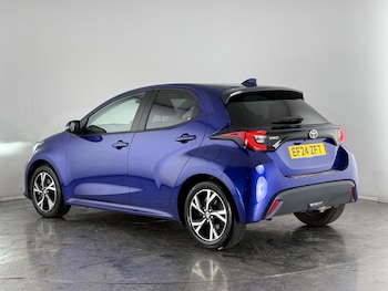 Used Toyota Yaris 2024 for sale - 77181058: Photo