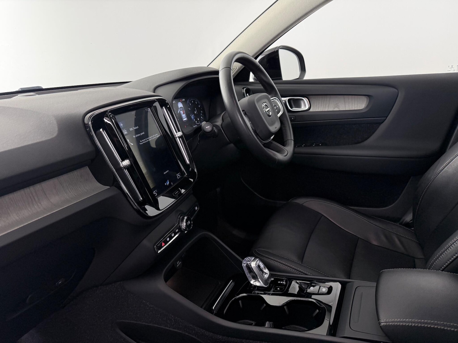 Used Volvo XC40 2020 for sale - 77246052: Photo 13