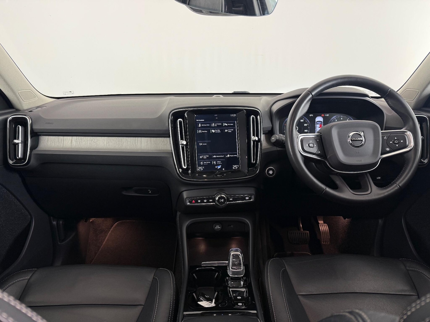 Used Volvo XC40 2020 for sale - 77246052: Photo 17